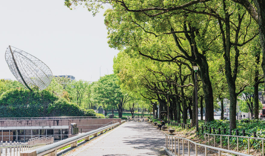 久屋大通公園／徒歩8分（約590m）